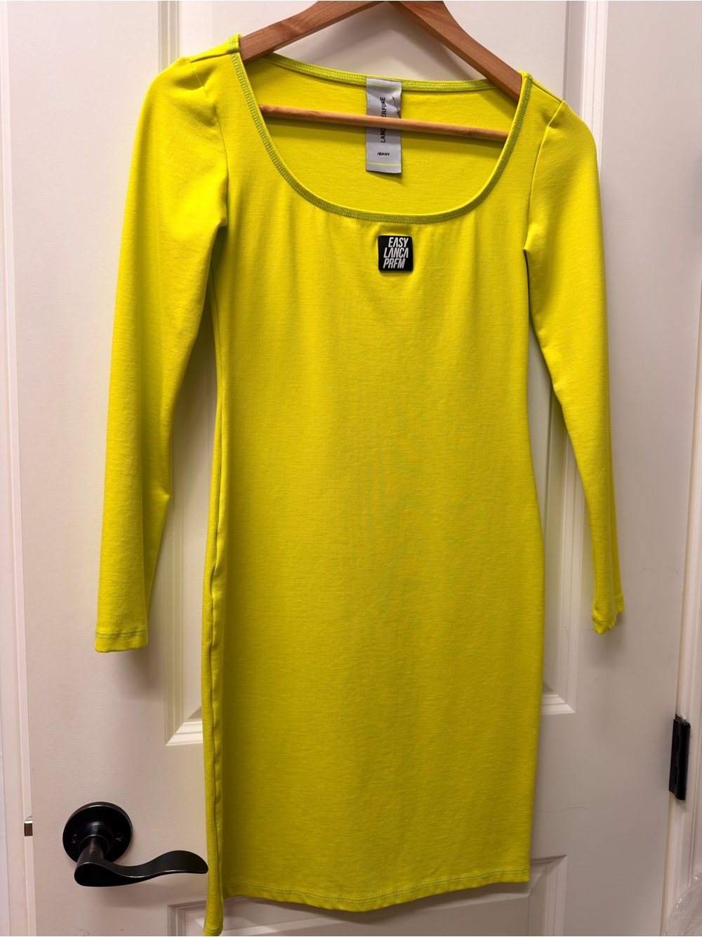 Lança Perfume Long-Sleeve Scoop Neck Dress - Yellow fluorescent.